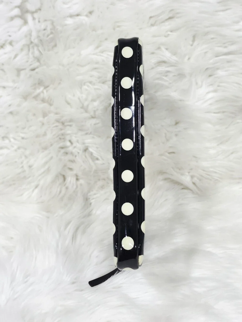 Kate Spade New York Polka Dot iPad Tablet Case Sleeve Black White